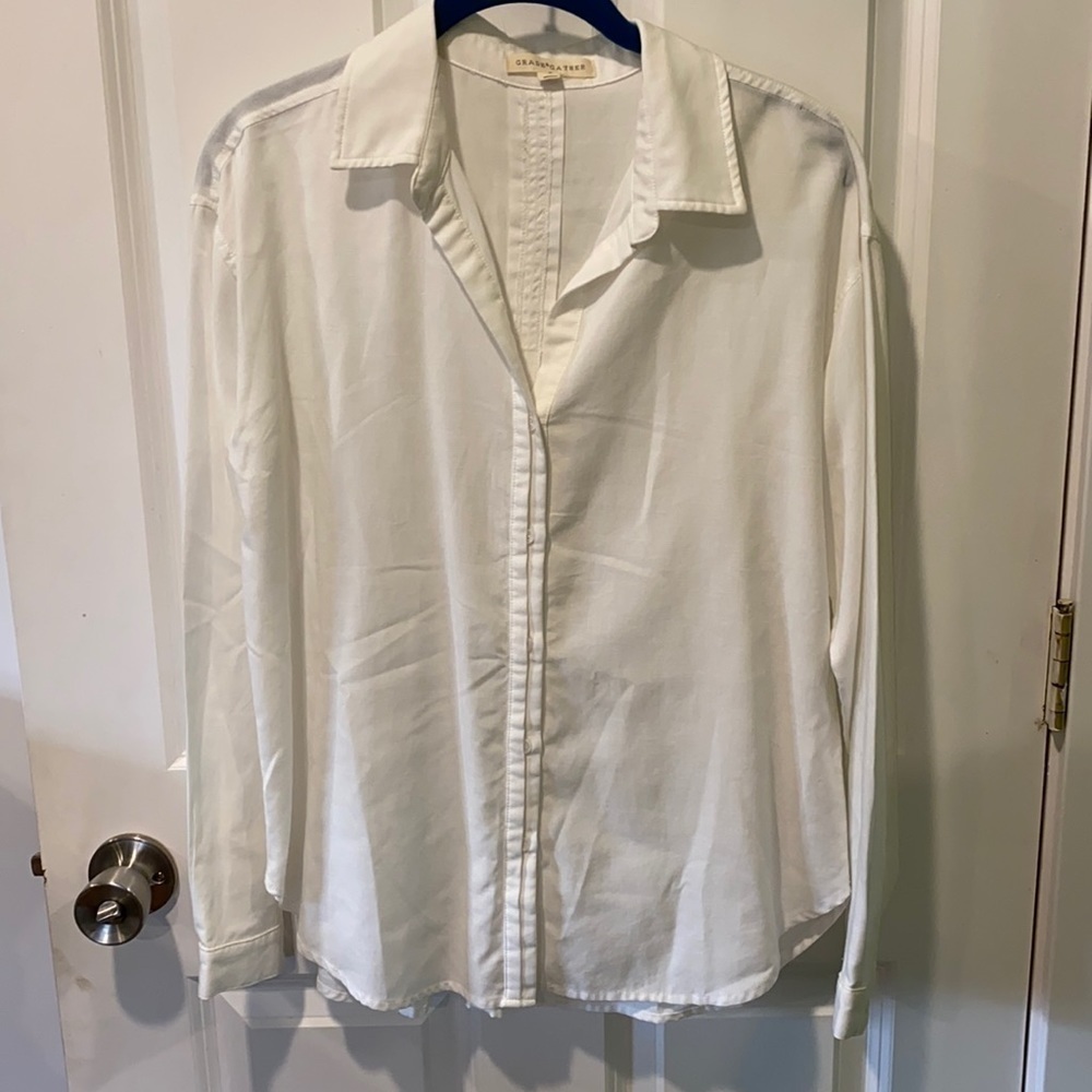 Grade & Gather Soft White Button Down Shirt EUC